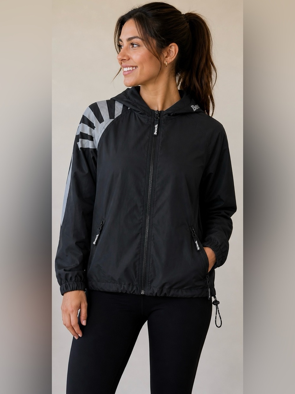Bench Windbreaker Jacket Women’s Small  Black Hooded Full Zip Lightweight